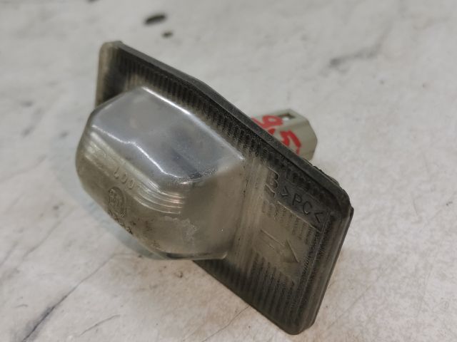 bontott MAZDA 323 Hátsó Rendszámtábla Világítás