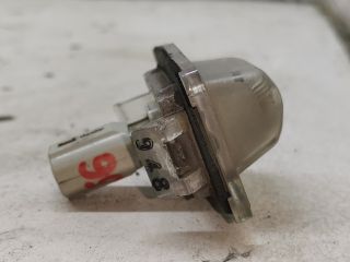 bontott MAZDA 323 Hátsó Rendszámtábla Világítás