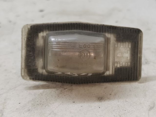 bontott MAZDA 323 Hátsó Rendszámtábla Világítás