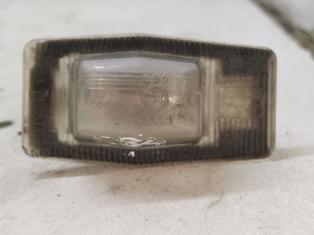 bontott MAZDA 323 Hátsó Rendszámtábla Világítás