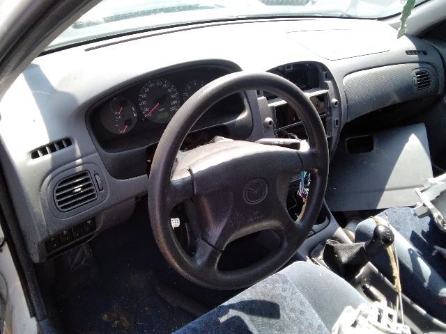 bontott MAZDA 323 Hátsó Szélvédő