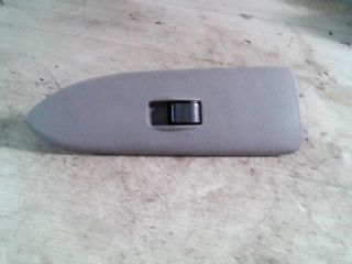 bontott MAZDA 323 Jobb első Ablakemelő Kapcsoló