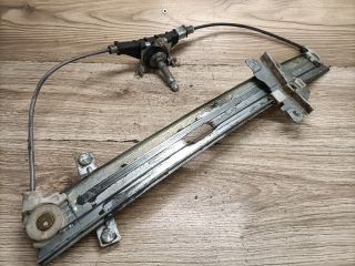 bontott MAZDA 323 Jobb első Ablakemelő Szerkezet (Mechanikus)