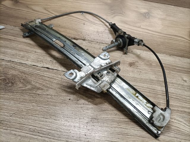 bontott MAZDA 323 Jobb első Ablakemelő Szerkezet (Mechanikus)