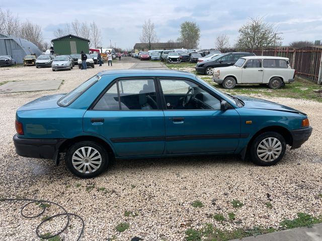 bontott MAZDA 323 Jobb első Ajtó Kárpit