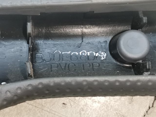 bontott MAZDA 323 Jobb első Ajtóbehúzó