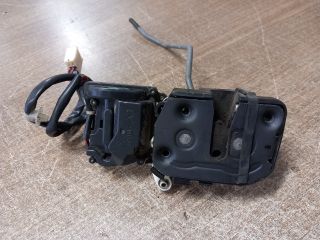 bontott MAZDA 323 Jobb első Ajtózár