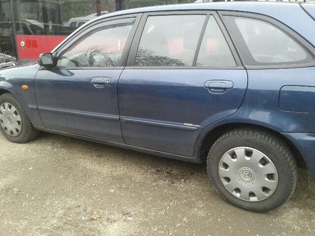 bontott MAZDA 323 Jobb első Ajtózár