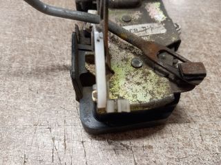 bontott MAZDA 323 Jobb első Ajtózár