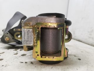 bontott MAZDA 323 Jobb első Biztonsági Öv