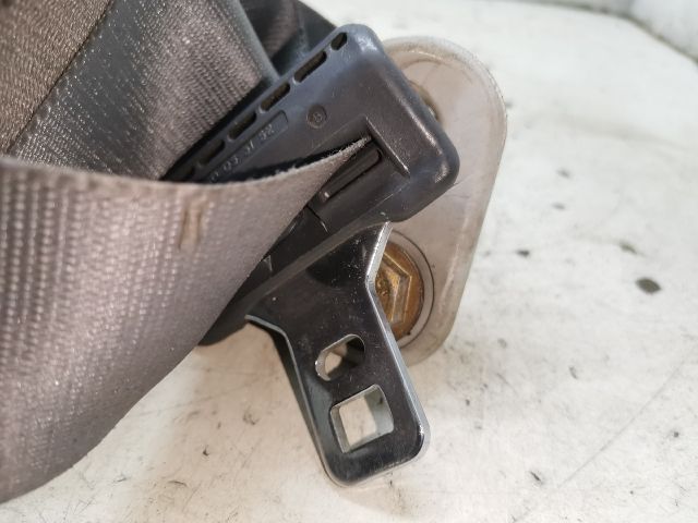 bontott MAZDA 323 Jobb első Biztonsági Öv