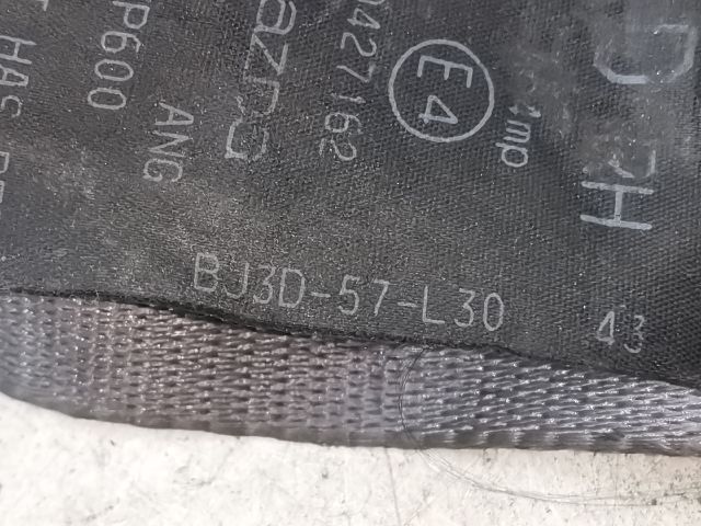 bontott MAZDA 323 Jobb első Biztonsági Öv