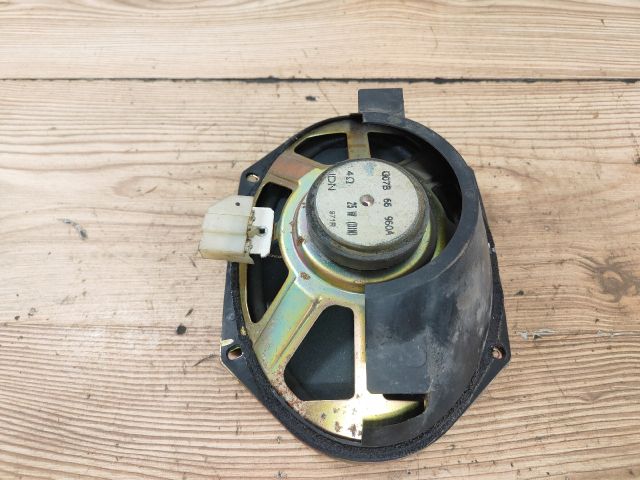 bontott MAZDA 323 Jobb első Hangszóró