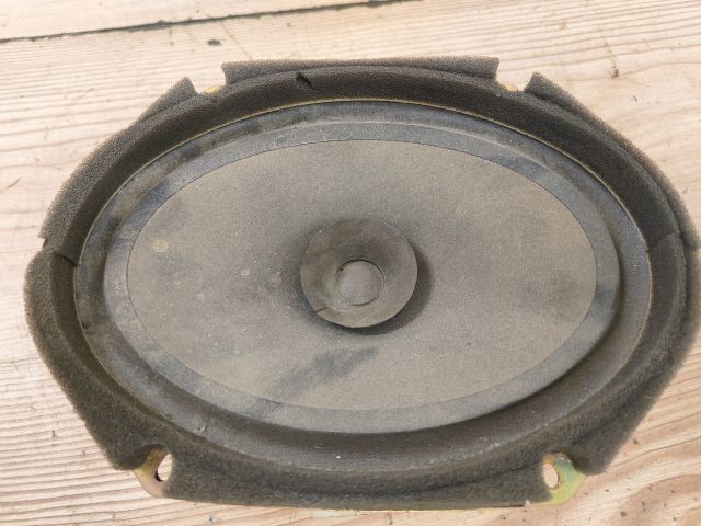 bontott MAZDA 323 Jobb első Hangszóró