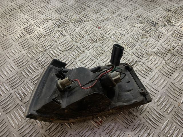 bontott MAZDA 323 Jobb első Irányjelző