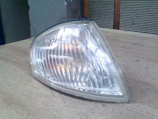 bontott MAZDA 323 Jobb első Irányjelző