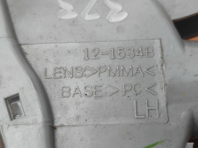 bontott MAZDA 323 Jobb első Irányjelző