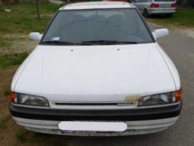 bontott MAZDA 323 Jobb első Irányjelző