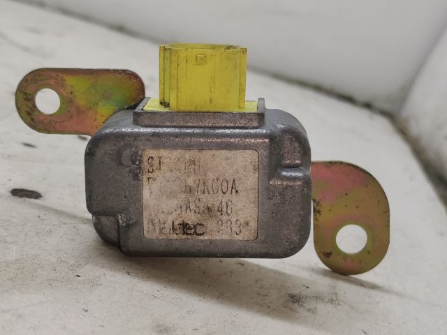 bontott MAZDA 323 Jobb első Oldal Ütközés Érzékelő