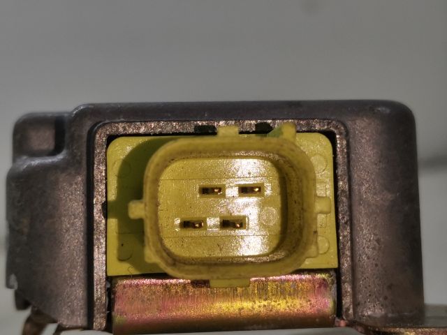 bontott MAZDA 323 Jobb első Oldal Ütközés Érzékelő