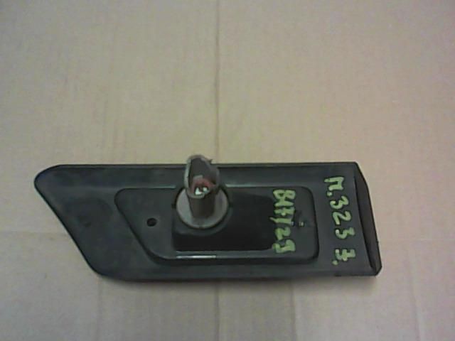 bontott MAZDA 323 Jobb első Sárvédő Irányjelző