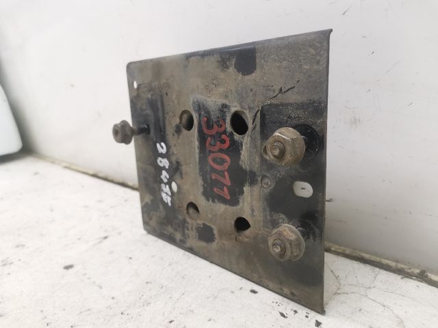 bontott MAZDA 323 Jobb első Ütközéscsillapító