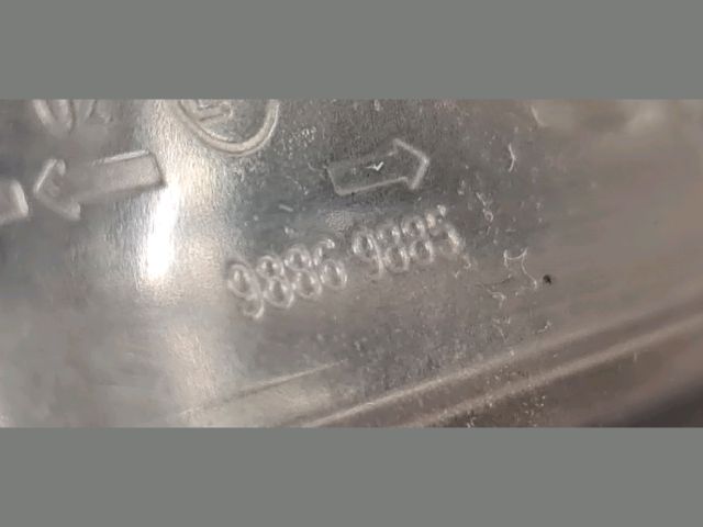 bontott MAZDA 323 Jobb Fényszóró