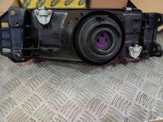 bontott MAZDA 323 Jobb Fényszóró