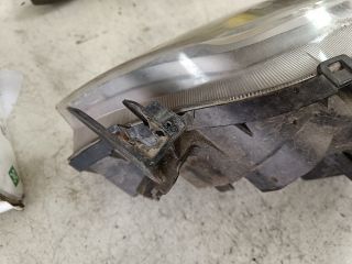 bontott MAZDA 323 Jobb Fényszóró