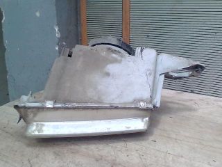 bontott MAZDA 323 Jobb Fényszóró