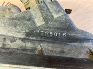 bontott MAZDA 323 Jobb Fényszóró