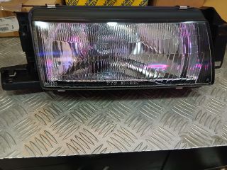 bontott MAZDA 323 Jobb Fényszóró