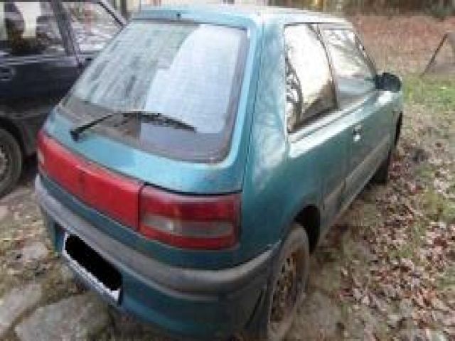 bontott MAZDA 323 Jobb hátsó Ablak