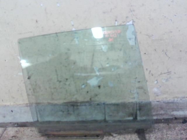 bontott MAZDA 323 Jobb hátsó Ablak
