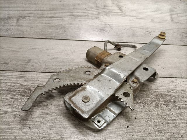 bontott MAZDA 323 Jobb hátsó Ablakemelő Szerkezet (Elektromos)