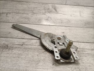 bontott MAZDA 323 Jobb hátsó Ablakemelő Szerkezet (Mechanikus)