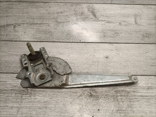 bontott MAZDA 323 Jobb hátsó Ablakemelő Szerkezet (Mechanikus)