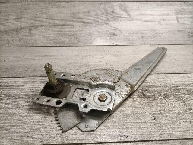 bontott MAZDA 323 Jobb hátsó Ablakemelő Szerkezet (Mechanikus)