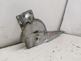 bontott MAZDA 323 Jobb hátsó Ablakemelő Szerkezet (Mechanikus)