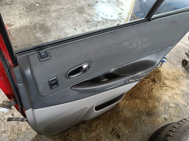 bontott MAZDA 323 Jobb hátsó Ajtó (Részeivel)