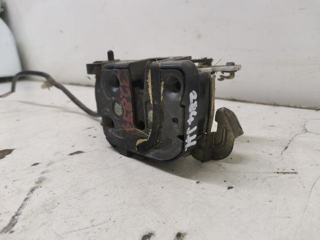 bontott MAZDA 323 Jobb hátsó Ajtózár