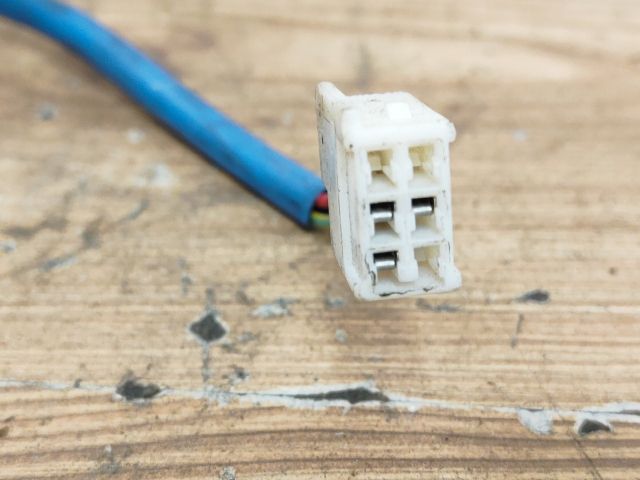 bontott MAZDA 323 Jobb hátsó Ajtózár