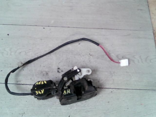 bontott MAZDA 323 Jobb hátsó Ajtózár