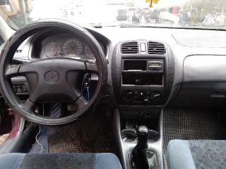 bontott MAZDA 323 Jobb hátsó Fixüveg (Ajtóban)