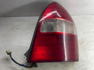 bontott MAZDA 323 Jobb Hátsó Lámpa