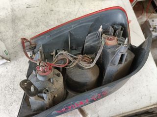 bontott MAZDA 323 Jobb Hátsó Lámpa