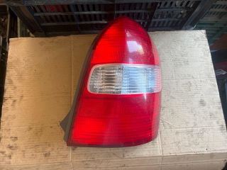 bontott MAZDA 323 Jobb Hátsó Lámpa