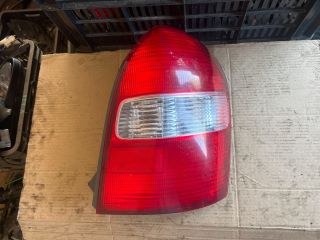 bontott MAZDA 323 Jobb Hátsó Lámpa