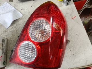 bontott MAZDA 323 Jobb Hátsó Lámpa