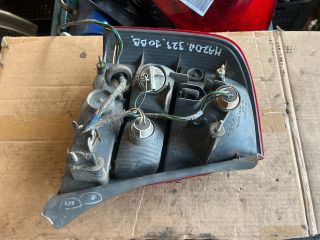bontott MAZDA 323 Jobb Hátsó Lámpa